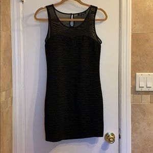 Black sweetheart sleeveless LBD
